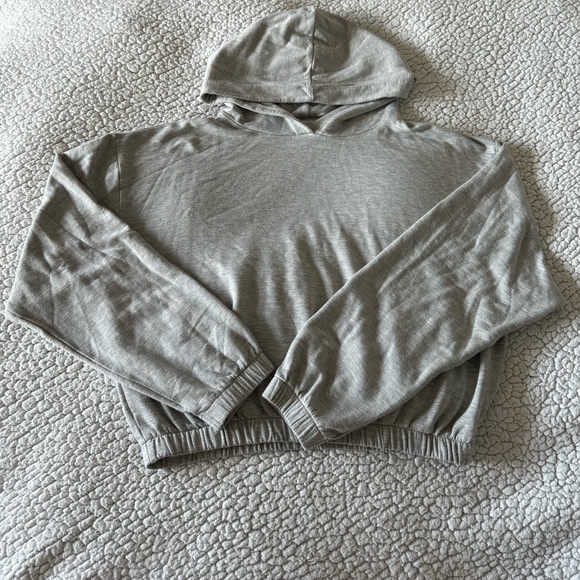 Tops - grey cropped hoodie!